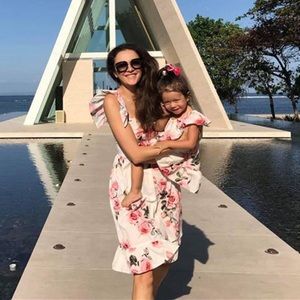 NEW Mommy and Me Ivory White and Pink Rose Floral Butterfly Flutter Sleeve Dress